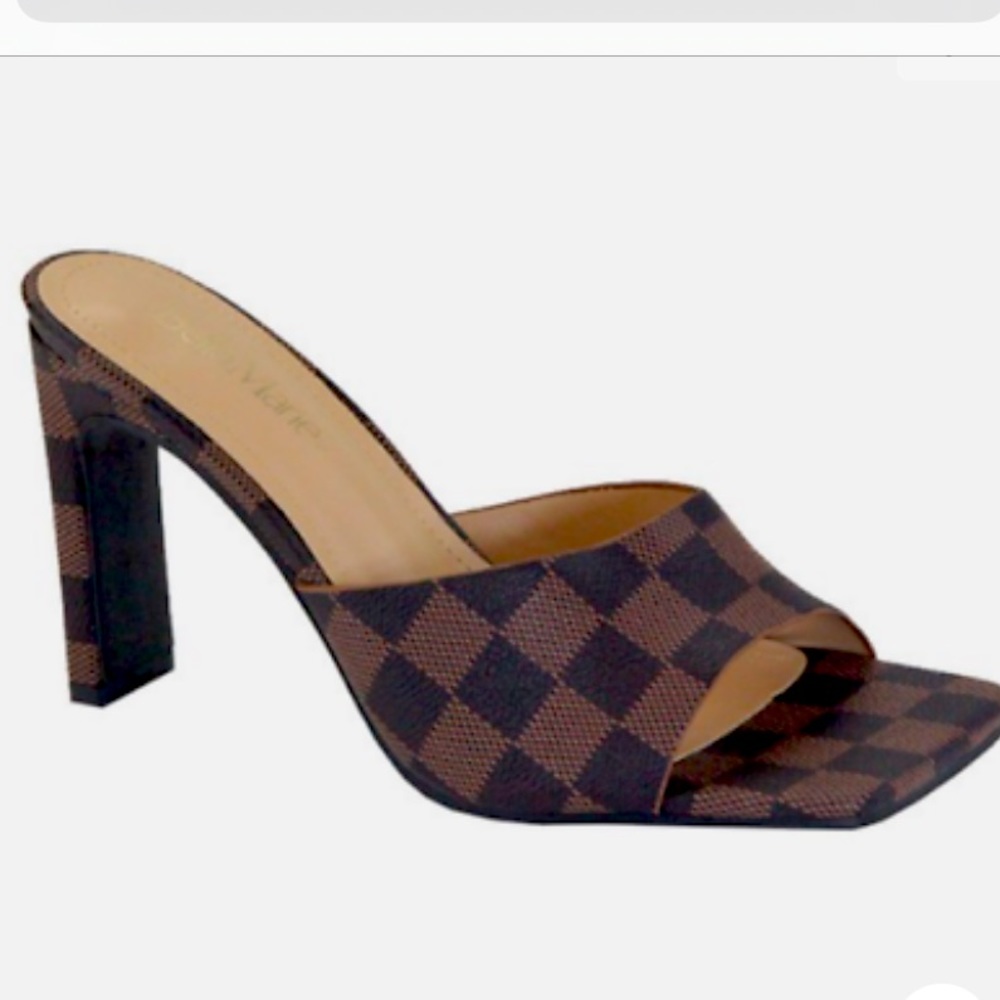 Stylish open toe heel sandals multi tan print varies size